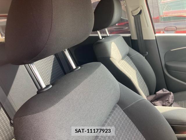 VolksWagen POLO 2017-09 7981578-10