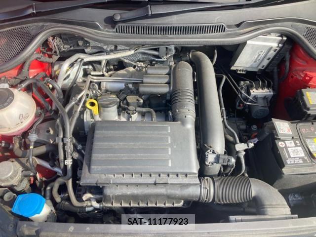 VolksWagen POLO 2017-09 7981578-22