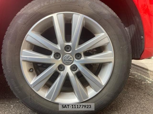 VolksWagen POLO 2017-09 7981578-4