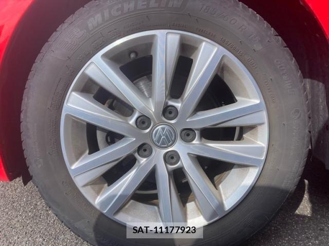 VolksWagen POLO 2017-09 7981578-6