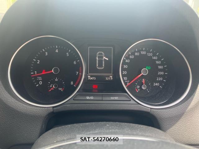 VolksWagen POLO 2014-09 8039202-16