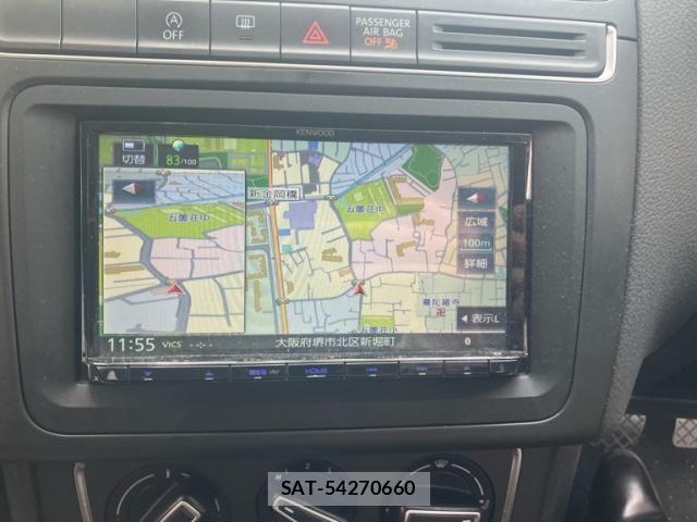 VolksWagen POLO 2014-09 8039202-20