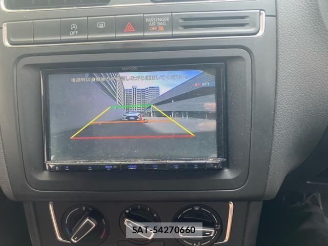 VolksWagen POLO 2014-09 8039202-21