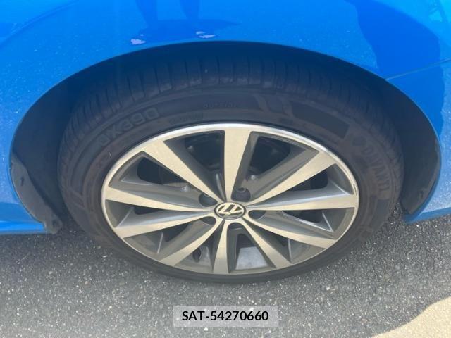 VolksWagen POLO 2014-09 8039202-2