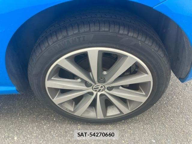 VolksWagen POLO 2014-09 8039202-7