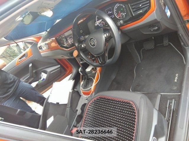 VolksWagen POLO 2021-09 8039195-1