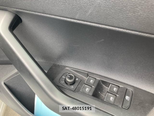 VolksWagen POLO 2022-03 8039196-10
