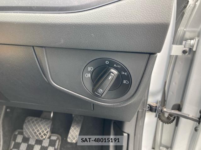 VolksWagen POLO 2022-03 8039196-14