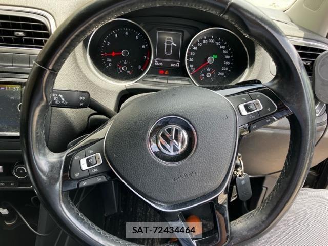 VolksWagen POLO 2017-10 8039200-9