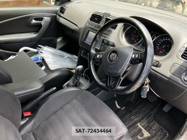 VolksWagen POLO 2017-10 8039200-7