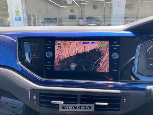VolksWagen POLO 2019-07 8039198-12