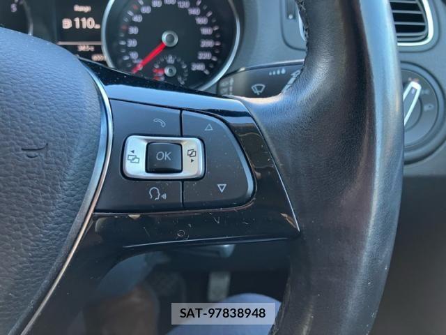 VolksWagen POLO 2018-01 8039201-16