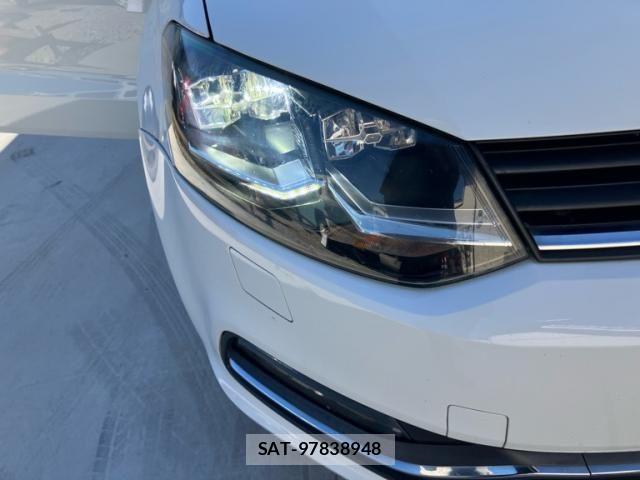 VolksWagen POLO 2018-01 8039201-24