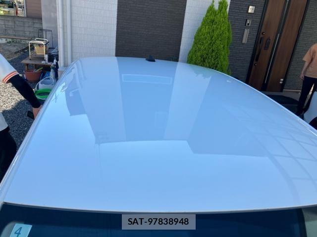 VolksWagen POLO 2018-01 8039201-4