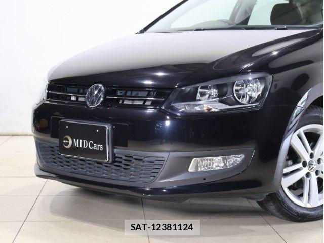 VolksWagen POLO 2014-05 8039199-14