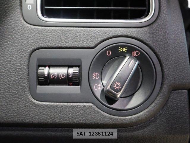 VolksWagen POLO 2014-05 8039199-22
