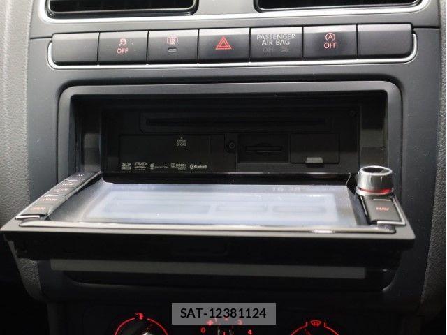 VolksWagen POLO 2014-05 8039199-28