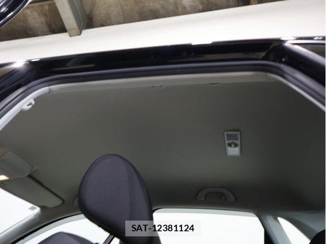 VolksWagen POLO 2014-05 8039199-5