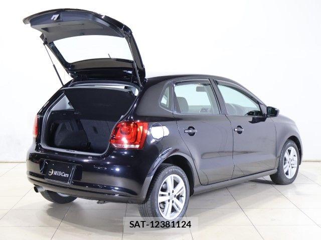 VolksWagen POLO 2014-05 8039199-7