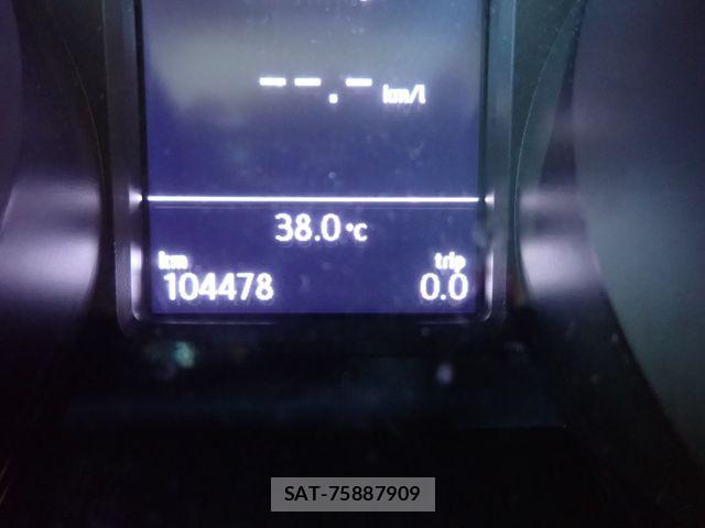 VolksWagen POLO 2018-02 8039191-9