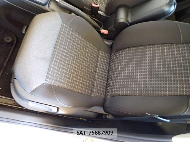 VolksWagen POLO 2018-02 8039191-18