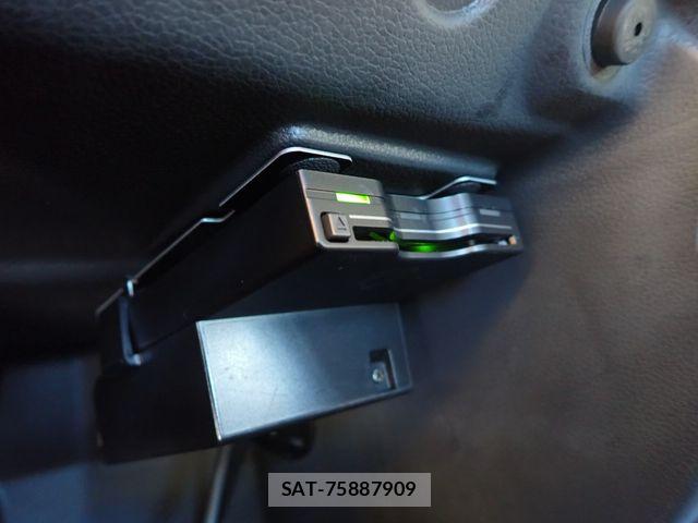 VolksWagen POLO 2018-02 8039191-26