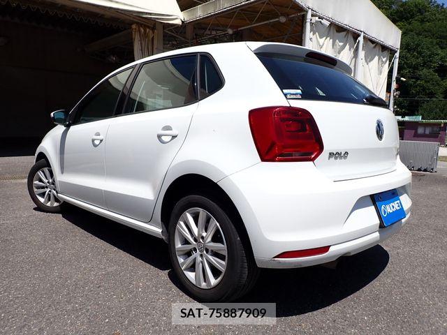 VolksWagen POLO 2018-02 8039191-2