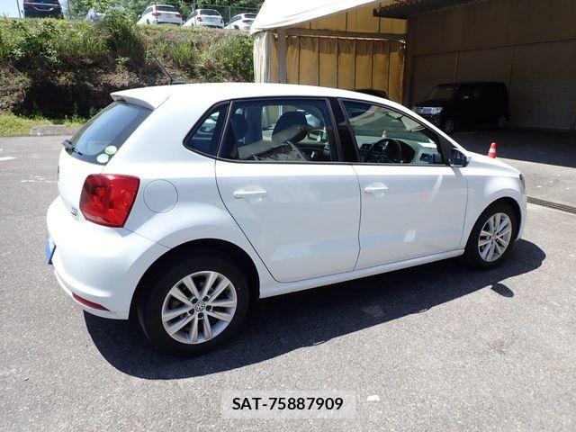 VolksWagen POLO 2018-02 8039191-6