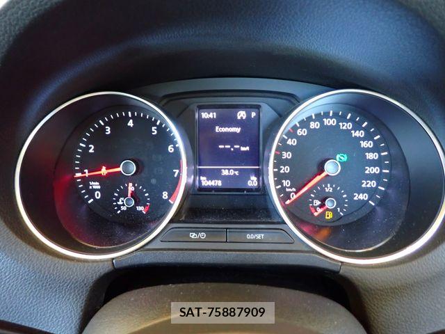 VolksWagen POLO 2018-02 8039191-8