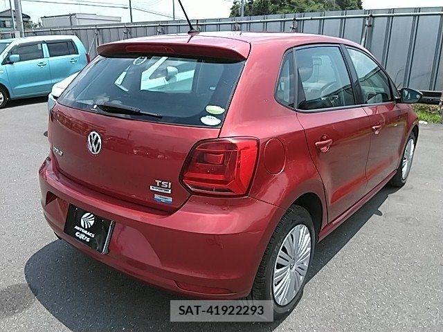 VolksWagen POLO 2014-10 8076149-2