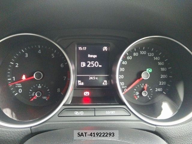 VolksWagen POLO 2014-10 8076149-29
