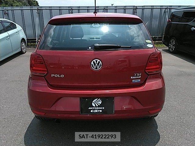 VolksWagen POLO 2014-10 8076149-4