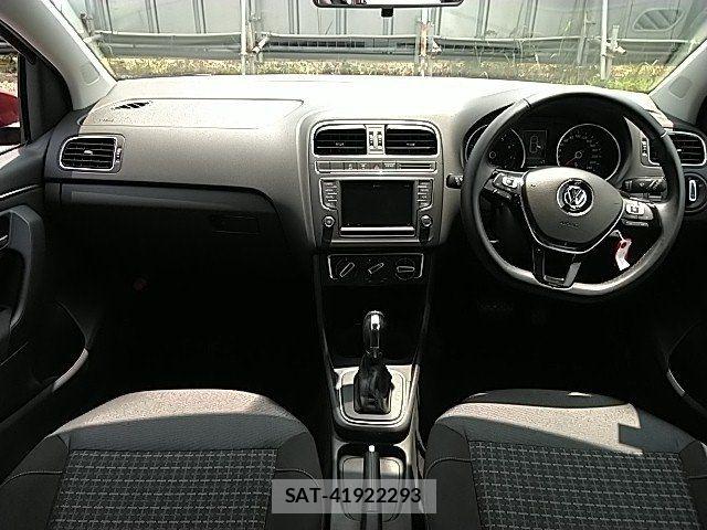 VolksWagen POLO 2014-10 8076149-8
