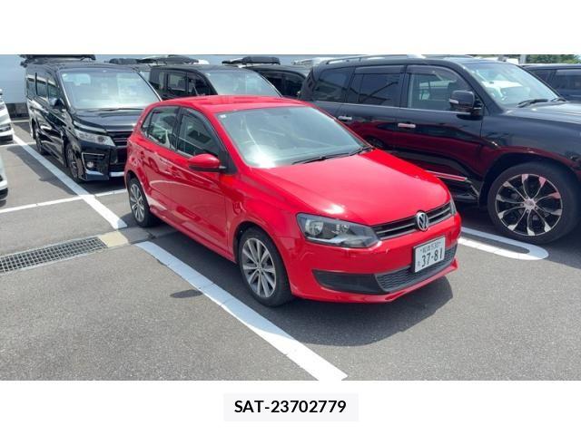 VolksWagen POLO 2010-03 8076150-0