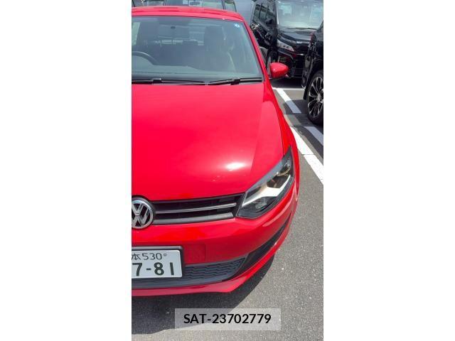VolksWagen POLO 2010-03 8076150-15