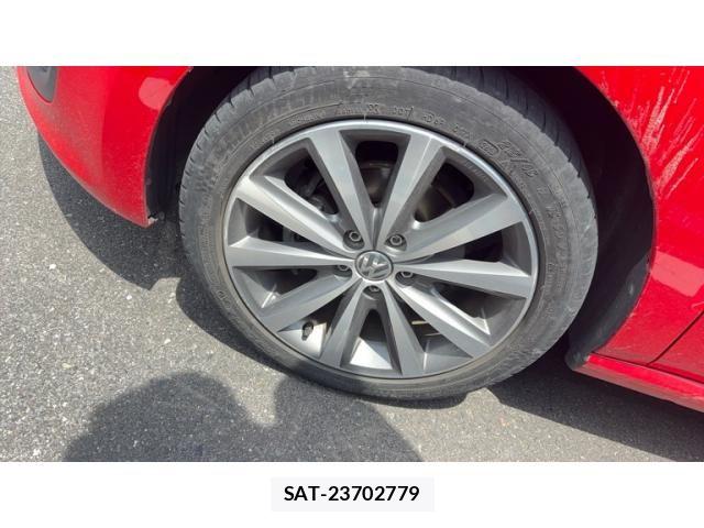 VolksWagen POLO 2010-03 8076150-5