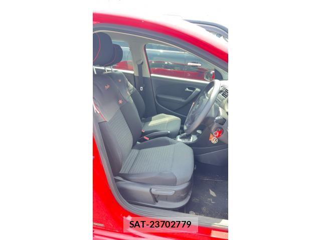 VolksWagen POLO 2010-03 8076150-8