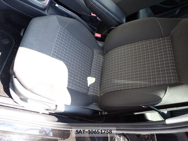 VolksWagen POLO 2015-03 8076147-19