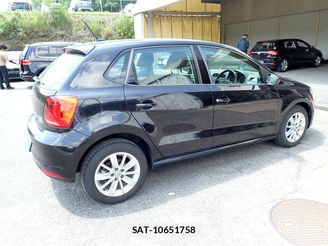 VolksWagen POLO 2015-03 8076147-6