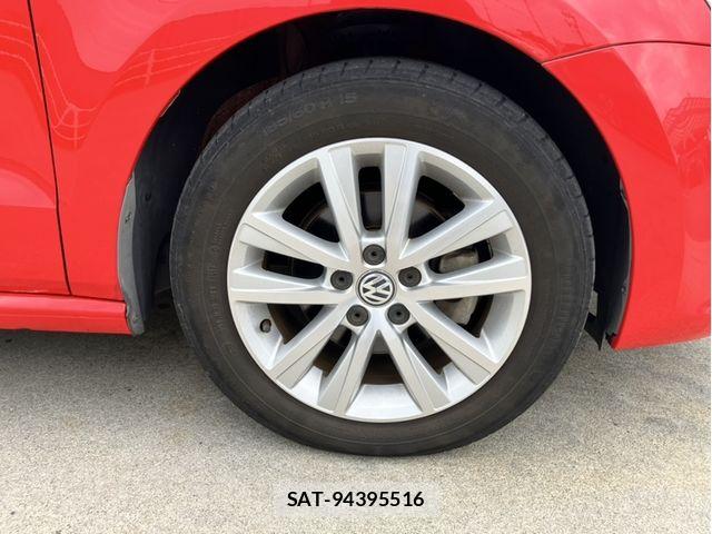 VolksWagen POLO 2017-07 8102728-4