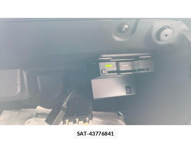 VolksWagen POLO 2014-06 8102733-19