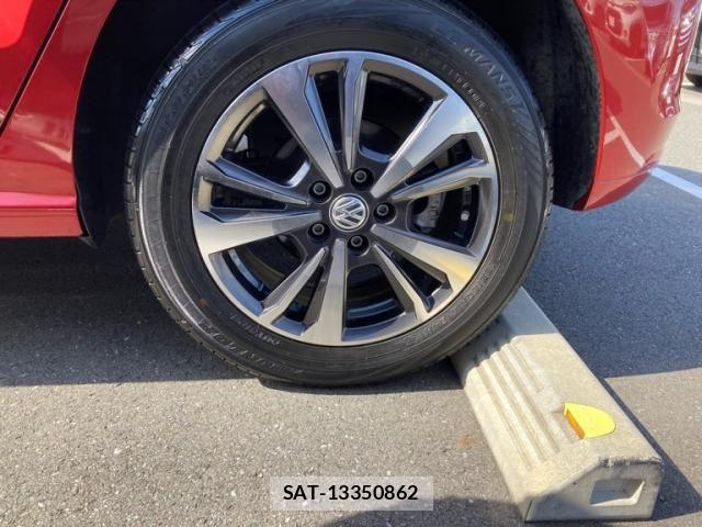 VolksWagen POLO 2016-03 8102732-9