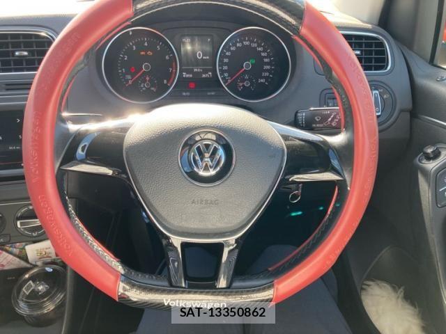 VolksWagen POLO 2016-03 8102732-19