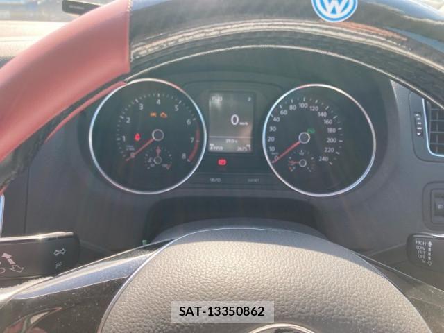 VolksWagen POLO 2016-03 8102732-20