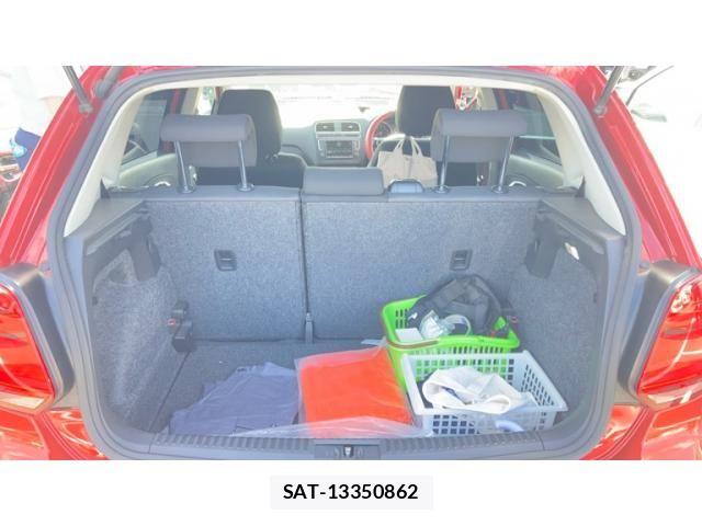 VolksWagen POLO 2016-03 8102732-29