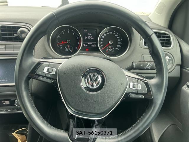 VolksWagen POLO 2018-01 8102730-13