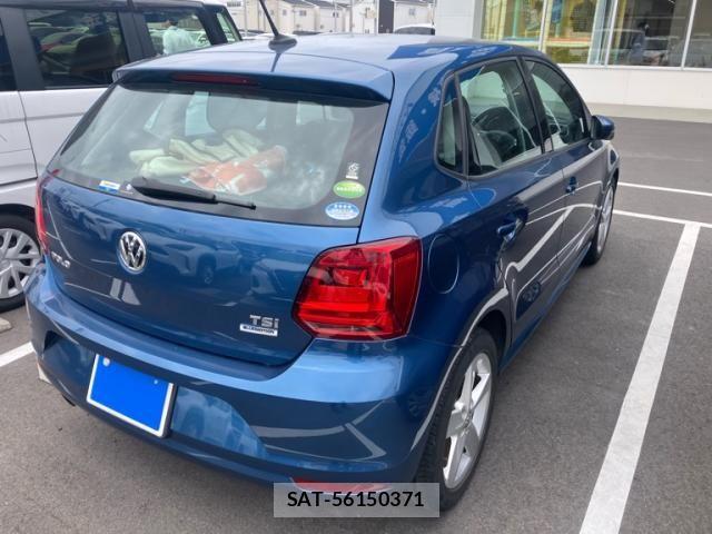 VolksWagen POLO 2018-01 8102730-2