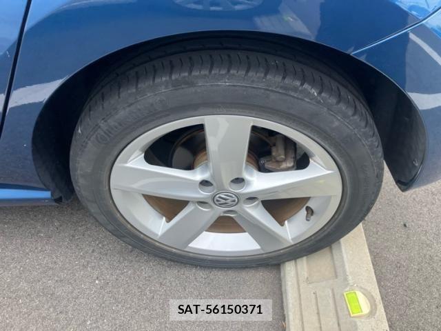 VolksWagen POLO 2018-01 8102730-7