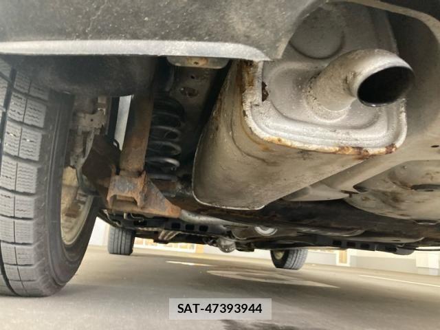 VolksWagen POLO 2003-03 8133014-13