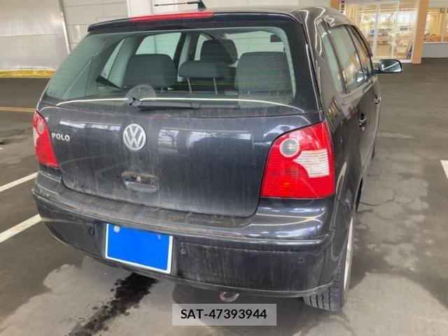 VolksWagen POLO 2003-03 8133014-4